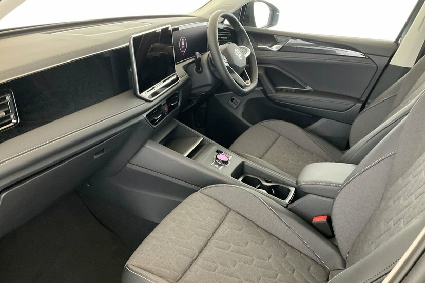 Volkswagen Tiguan 1.5 Etsi Mhev Match Suv Hybrid Dsg 150 AP26GXE Grey #2