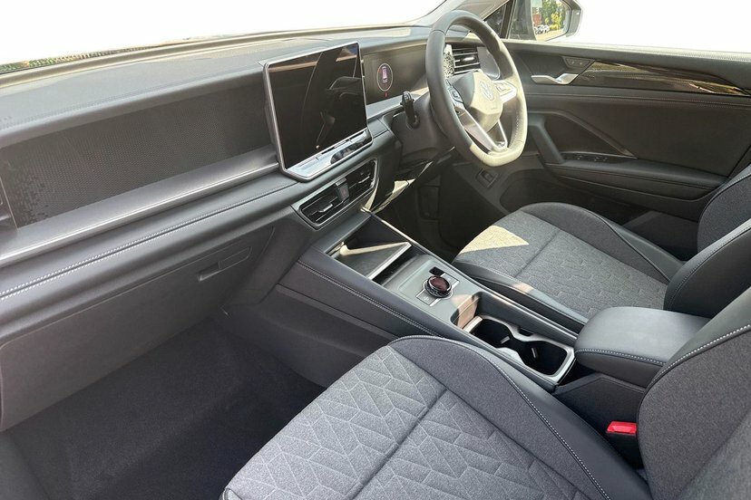 Volkswagen Tayron 1.5 Etsi Mhev Match Suv Hybrid Dsg 150 Black #2