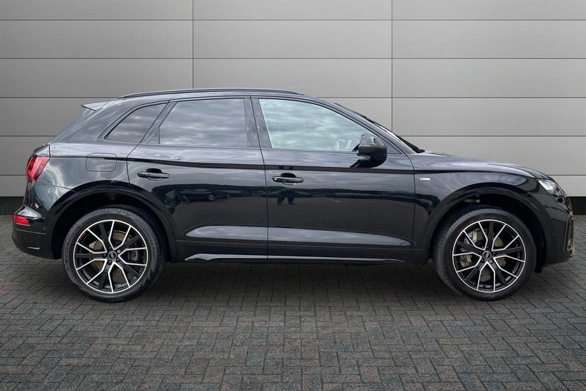Audi Q5 2.0 Tfsi 45 Black Edition Suv S Tronic EF73XYG Black #4