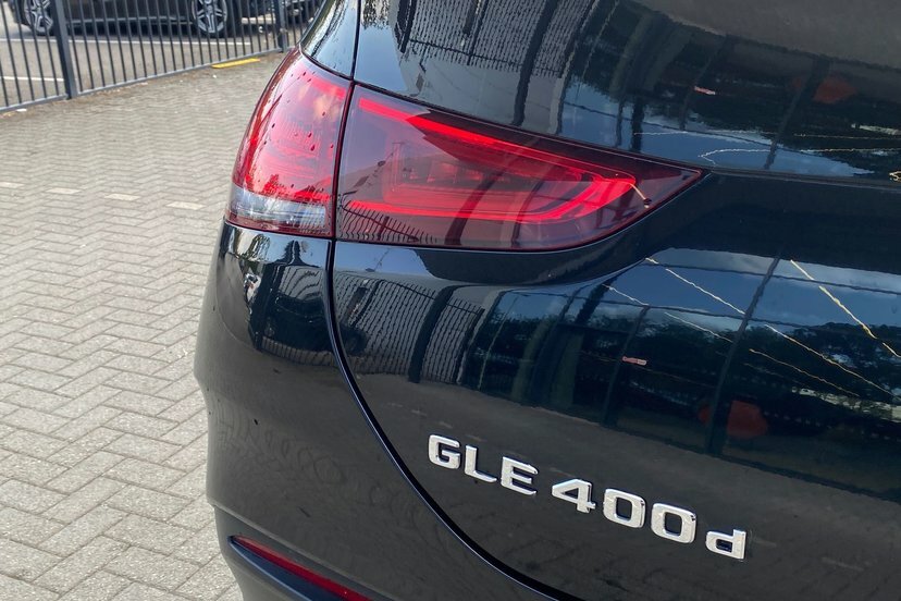 Mercedes-Benz GLE Coupe Amg Line Grey #60