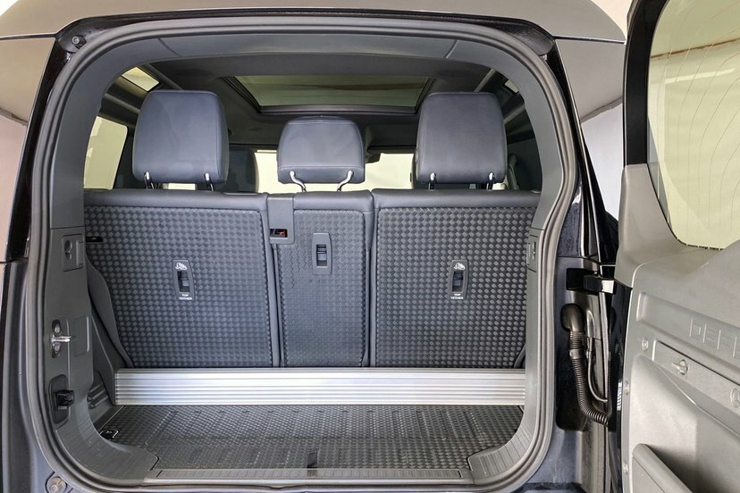 Land Rover Defender 90 X-dynamic Se White #10