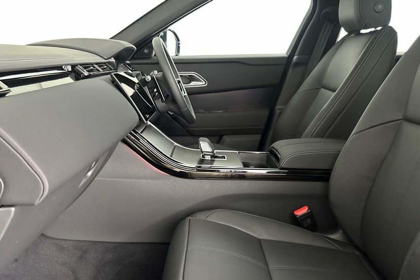 Land Rover Range Rover Velar 2.0 D200 Mhev Belgravia Edition Suv Aut Black #3