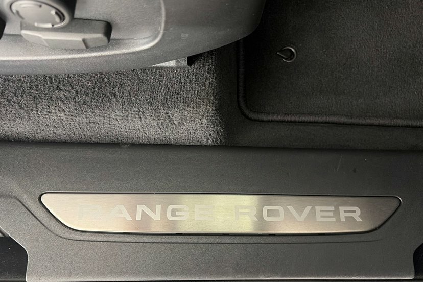 Land Rover Range Rover Velar 2.0 P400e Dynamic Se Grey #31