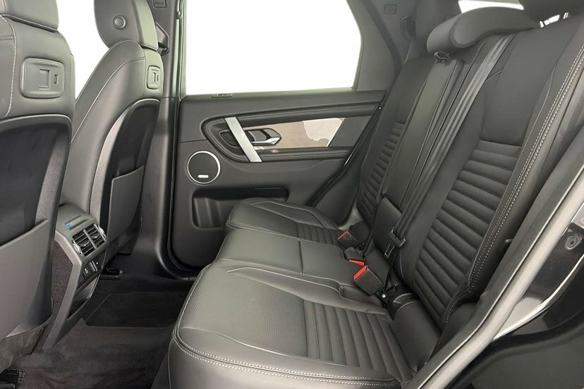 Land Rover Discovery Sport 2.0 D200 Mhev Metropolitan Suv 4Wd LR26KOV Black #4