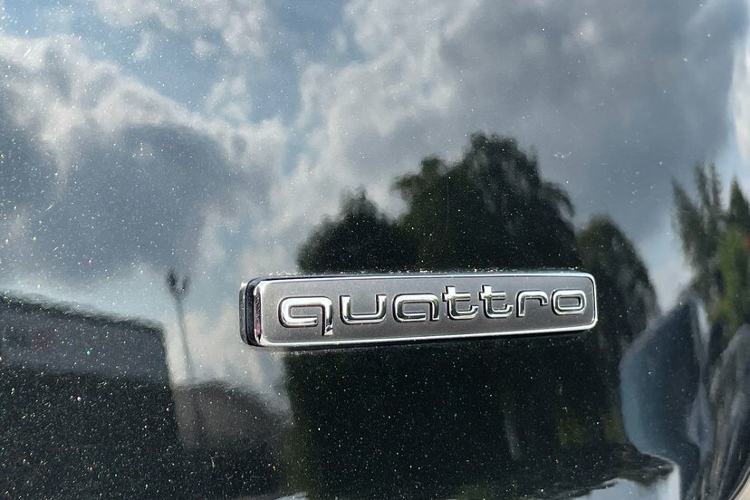 Audi Q7 55 Tfsi E Quattro S Line Tiptronic Black #50