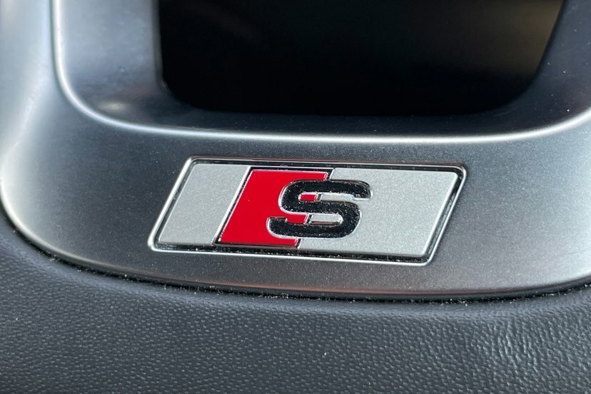 Audi Q7 55 Tfsi E Quattro S Line Tiptronic Black #45