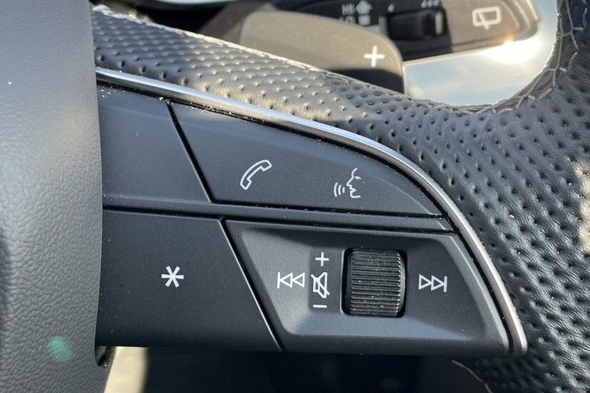 Audi Q7 55 Tfsi E Quattro S Line Tiptronic Black #33