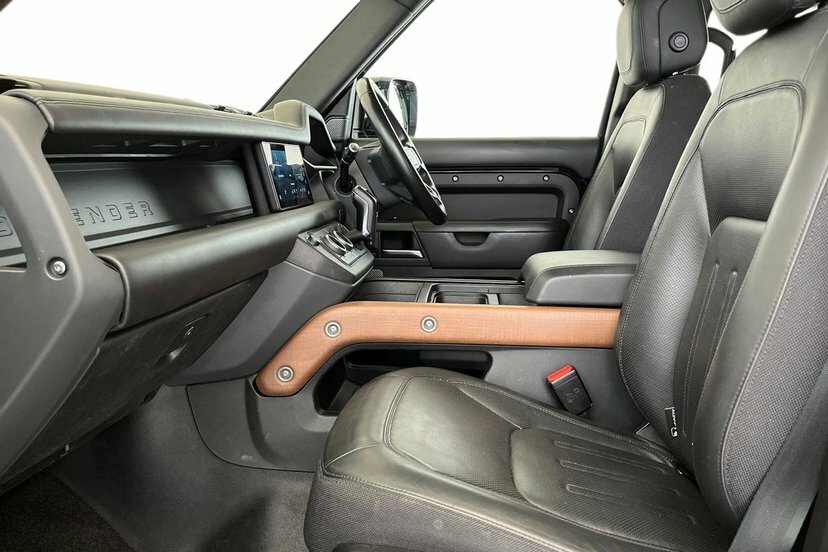 Land Rover Defender 110 3.0 I6 X Suv 4Wd 400 Ps Black #3