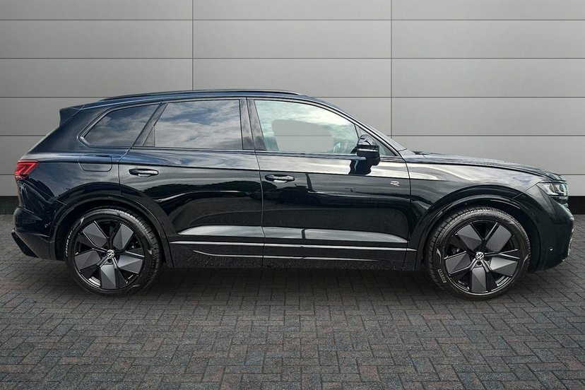 Volkswagen Touareg 3.0 V6 Tdi Final Edition Suv Tiptronic RF75OSW Black #4