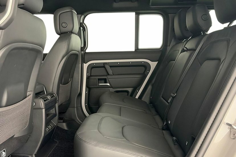Land Rover Defender 110 3.0 D250 Mhev X-dynamic Hse Suv 4W Grey #4