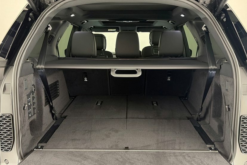 Land Rover Discovery 3.0 D350 Dynamic Hse Black #10