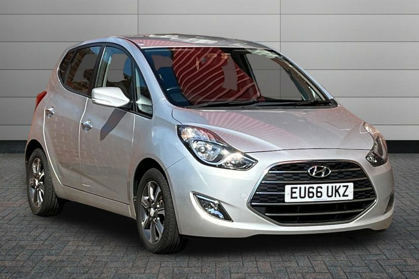 Hyundai Ix20 1.4 Blue Drive Se Hatchback 90 Silver