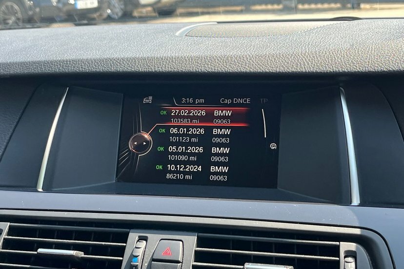 BMW 5 Series 520D Se U2944 Ulez White #25