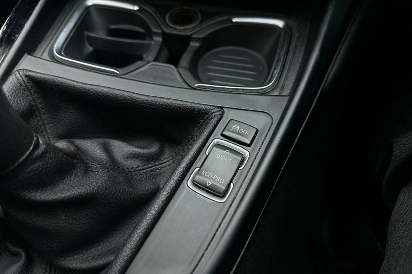 BMW 1 Series 3.0 M135i Hatchback Blue #30