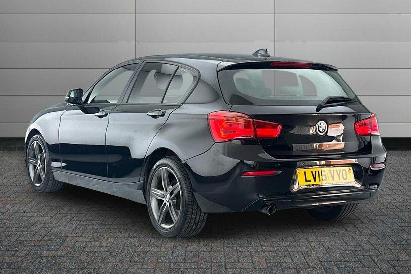 BMW 1 Series 1.5 116D Sport Hatchback 116 Ps Black #3