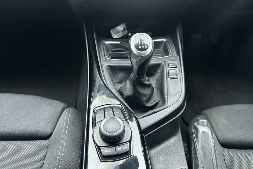BMW 1 Series 3.0 M135i Hatchback Blue #8