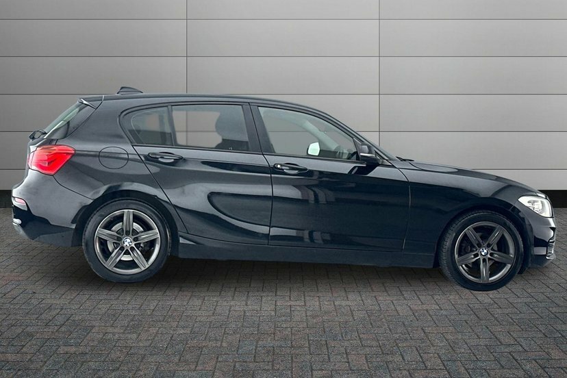 BMW 1 Series 1.5 116D Sport Hatchback 116 Ps Black #4