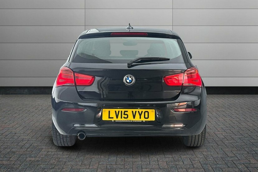 BMW 1 Series 3.0 M135i Hatchback Blue #12