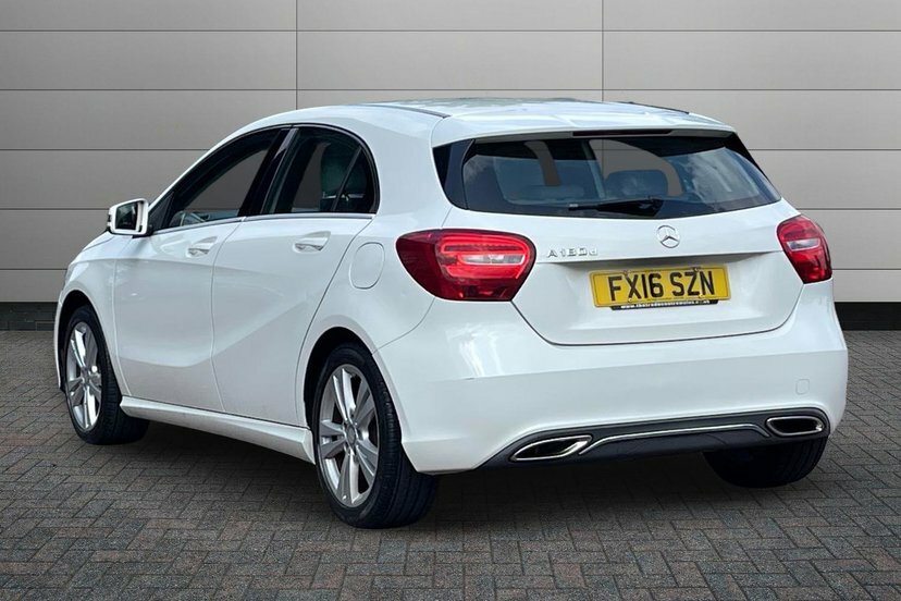 Mercedes-Benz A Class 1.5 A180d Sport Hatchback 109 P White #2