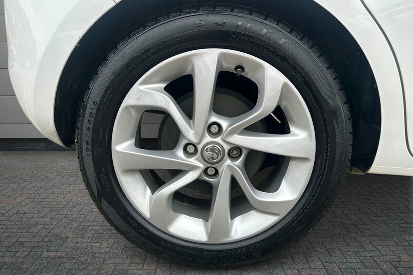 Vauxhall Corsa 1.4I Ecotec Energy Hatchback 90 P ET19UKO White #5