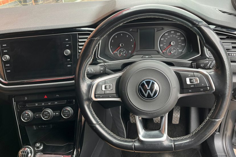 Volkswagen T-Roc 2021 21 Active Blue #17