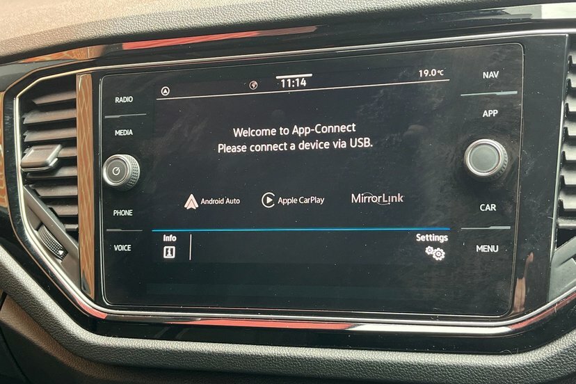 Volkswagen T-Roc 2021 21 Active Blue #22