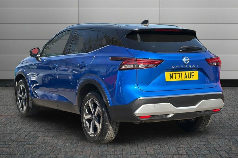 Nissan Qashqai 1.3 Dig-t Mhev N-connecta Suv Hybrid Xt Blue #3