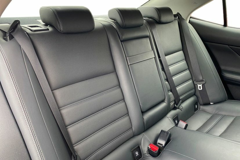 Lexus IS 2.5 300H Premier E-cvt Euro 6 Ss Silver #9