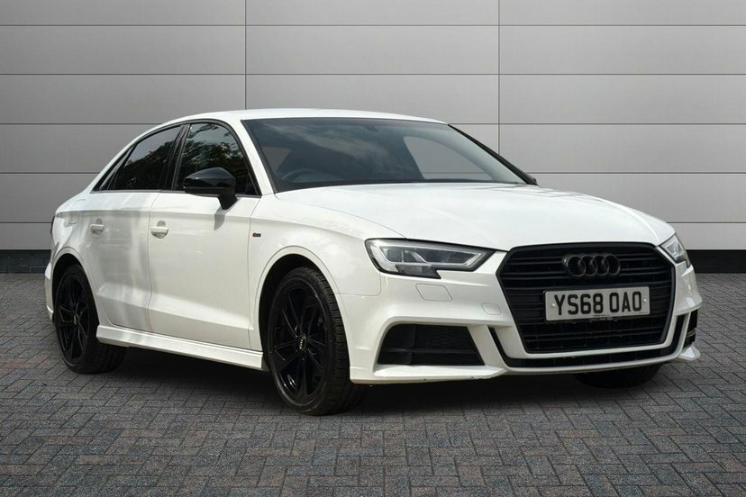 Audi A3 1.5 Tfsi Cod 35 Black Edition Saloon S White