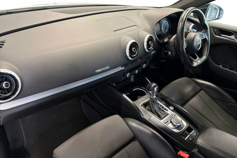 Audi A3 1.5 Tfsi Cod 35 Black Edition Saloon S White #2