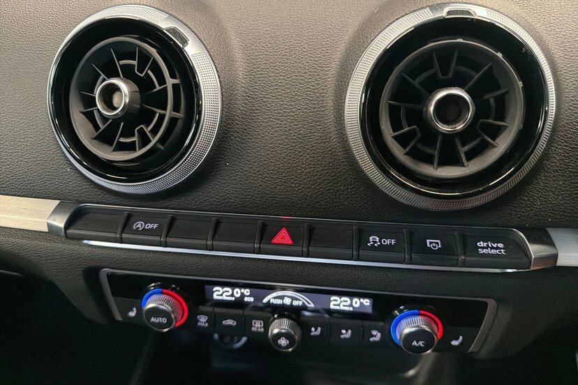 Audi A3 30 Tfsi 116 Sport Black #35