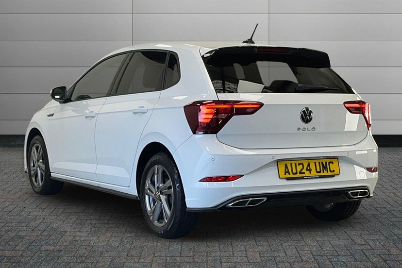 Volkswagen Polo 1.0 Tsi R-line Hatchback 95 Ps White #3