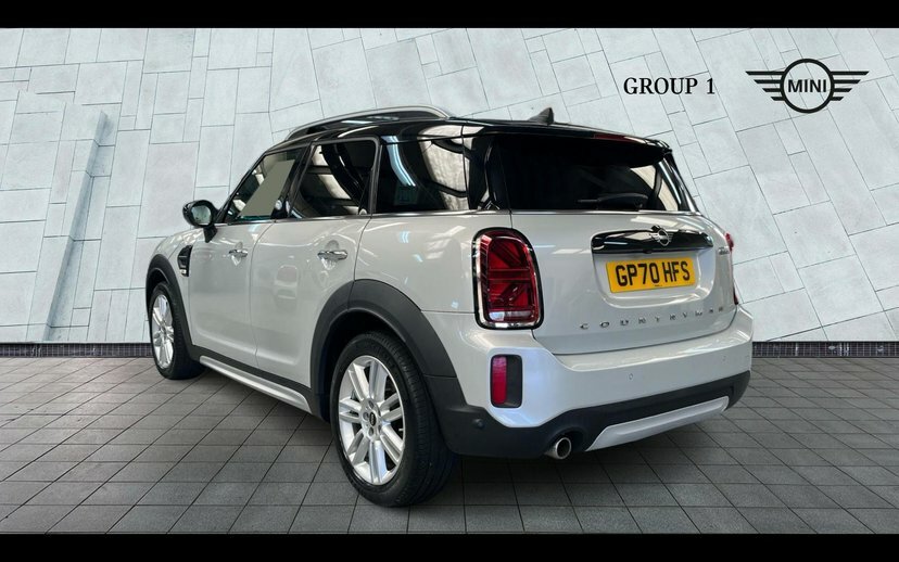 Mini Countryman Countryman Cooper Exclusive GP70HFS White #2