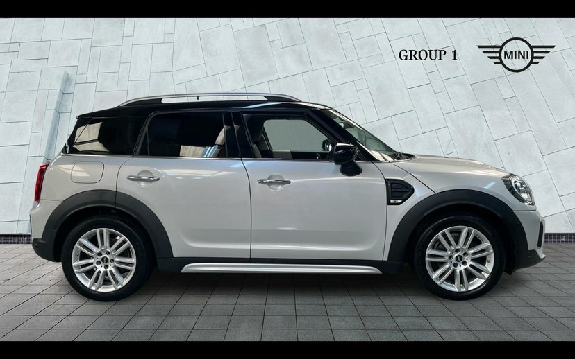 Mini Countryman Countryman Cooper Exclusive GP70HFS White #3