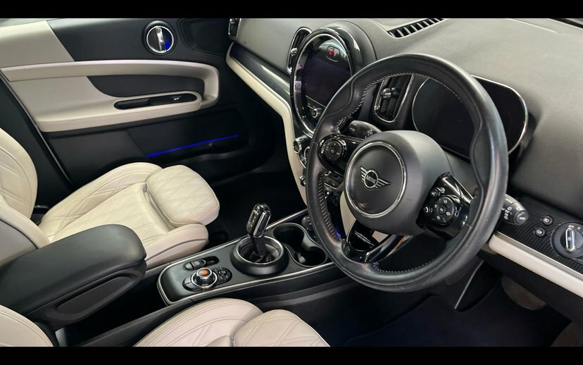Mini Countryman Countryman Cooper Exclusive GP70HFS White #6