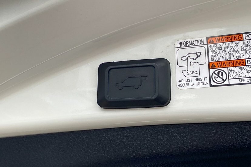 Toyota Rav 4 2.0 Awd Excel 5-Dr White #20