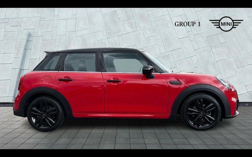 Mini Hatch 5-Door Hatch Cooper Sport Red #3