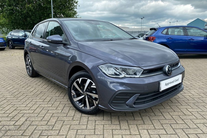 Volkswagen Polo Hatchback White #16