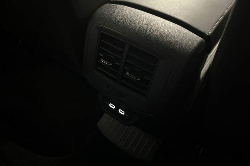 Volkswagen T-Roc 1L Active White #30