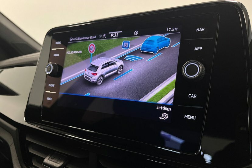 Volkswagen T-Roc 1L Active White #22
