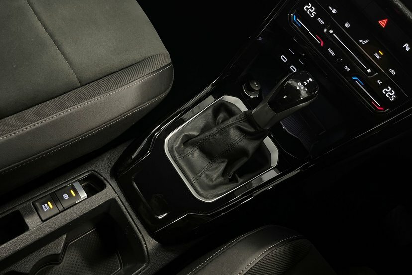 Volkswagen T-Roc 1L Active White #27