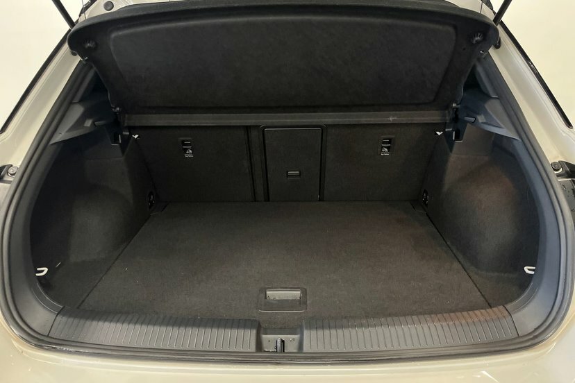 Volkswagen T-Roc 1L Active White #10