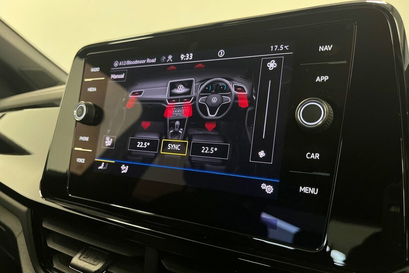Volkswagen T-Roc 1L Active White #23