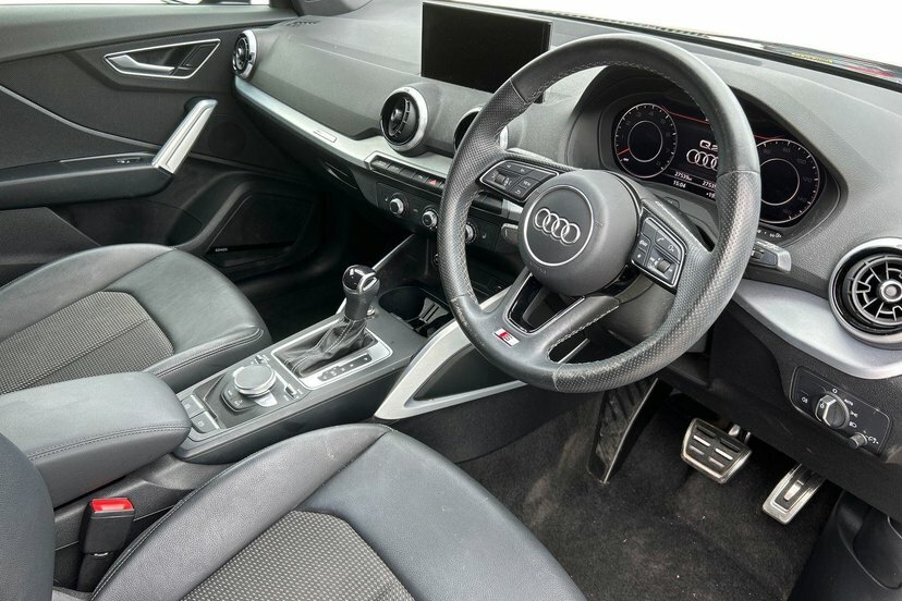 Audi Q2 1.5 Tfsi Cod 35 S Line Suv S Tronic 15 Black #6
