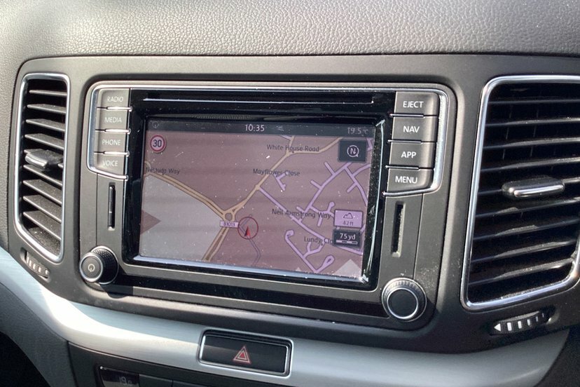 Volkswagen Sharan Se Navigation Tsi Grey #23