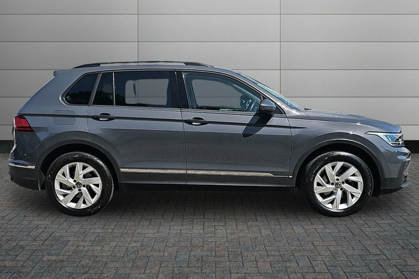 Volkswagen Tiguan 2.0 Tdi Life Suv 150 Ps Grey #4