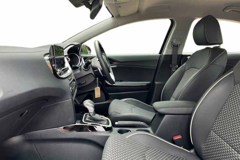 Kia Xceed 1.0 T-gdi Mhev Pure Suv Hybrid Dct 113  #2