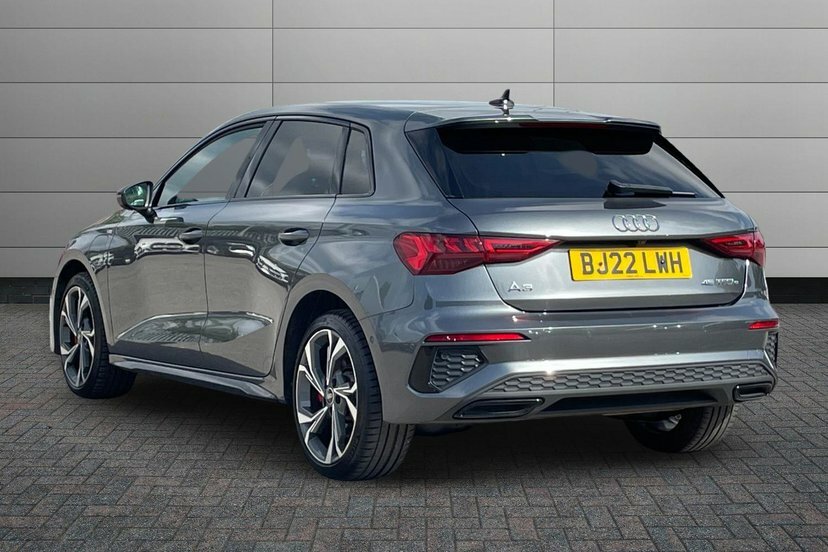 Audi A3 1.4 Tfsie 45 S Line Competition Sportback Petr BJ22LWH Grey #3