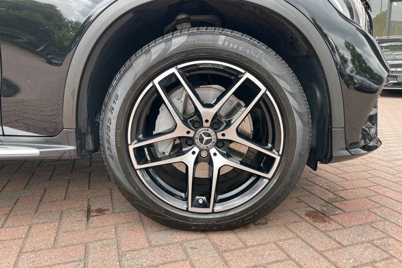 Mercedes-Benz GLC Class 2.1 Glc250d Amg Line Premium Suv G-tr Black #4