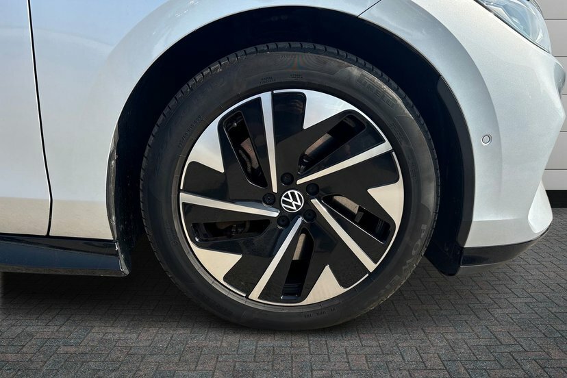 Volkswagen ID.7 Pro 77Kwh Match Fastback #5